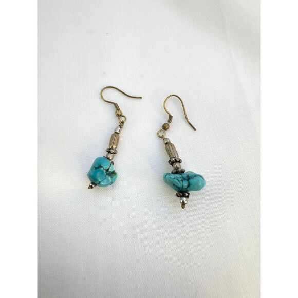 Vintage Turquoise Bead Earrings - Picture 3 of 4